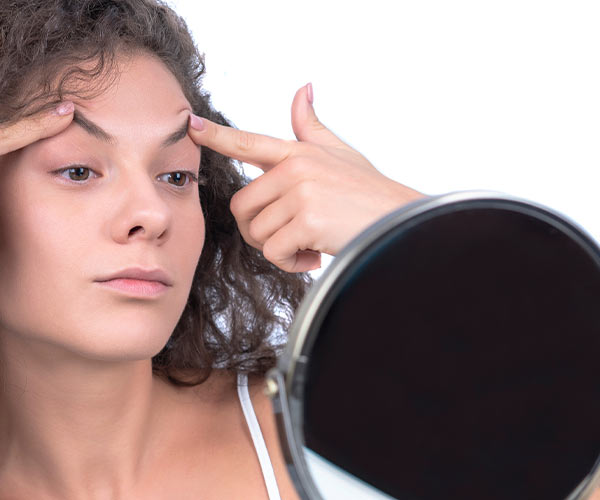 لیفت ابرو بدون جراحی